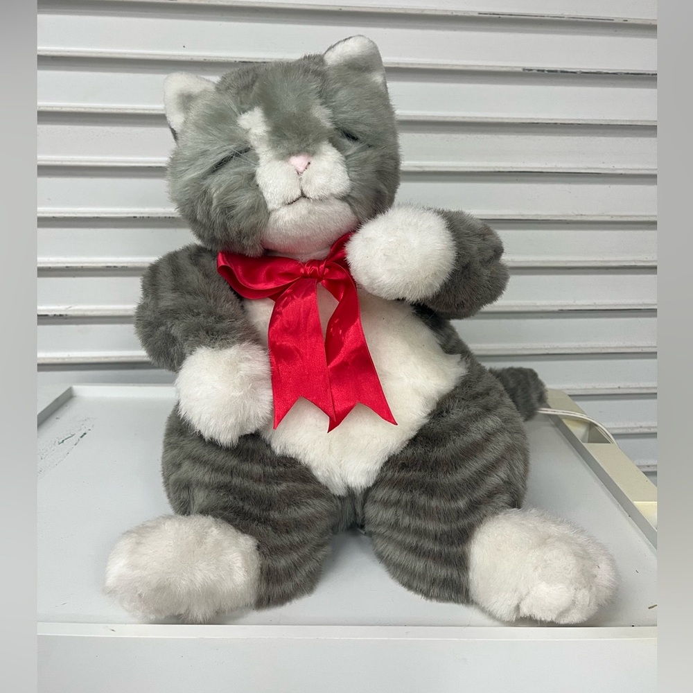 Vintage 1986 Telco Motion-ette Animated Plush Sleepy Christmas Kitty Cat Figure